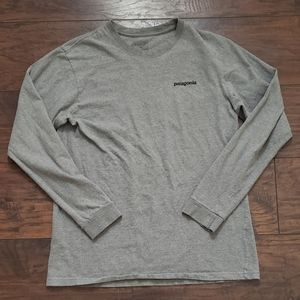 Patagonia longsleeve